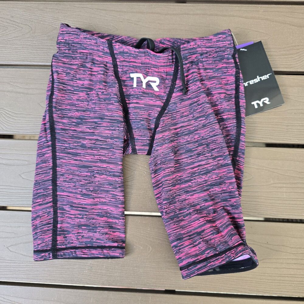 TYR Baja Thresher Techsuit Short Jammer Red/black  Size 20 New